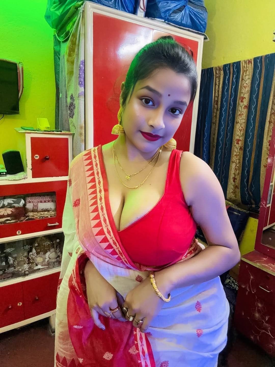 Mumbai Escort Meher